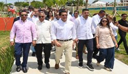 Ministro David Collado supervisa construcción de obra en los Bajos…