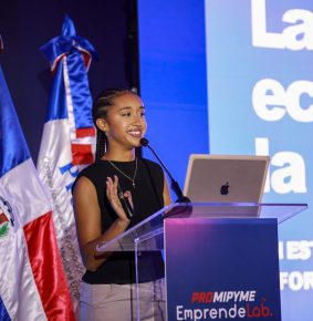 Conferencia: La Superpotencia económica invisible de la República Dominicana