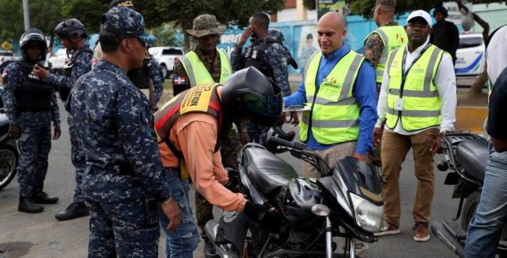 Intrant, Policía Nacional, Digesett, Migración, Dicrim y DNCD intervienen 488 paradas de motoconcho en operativo nacional de regularización