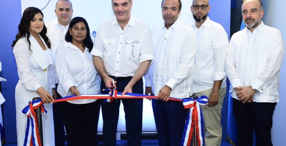 El presidente Abinader inaugura cuarta oficina de Banreservas en María Trinidad Sánchez