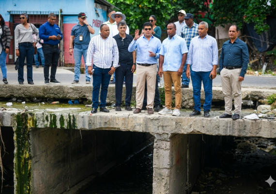 CAASD interviene redes de agua potable y alcantarillado del Gran Santo Domingo