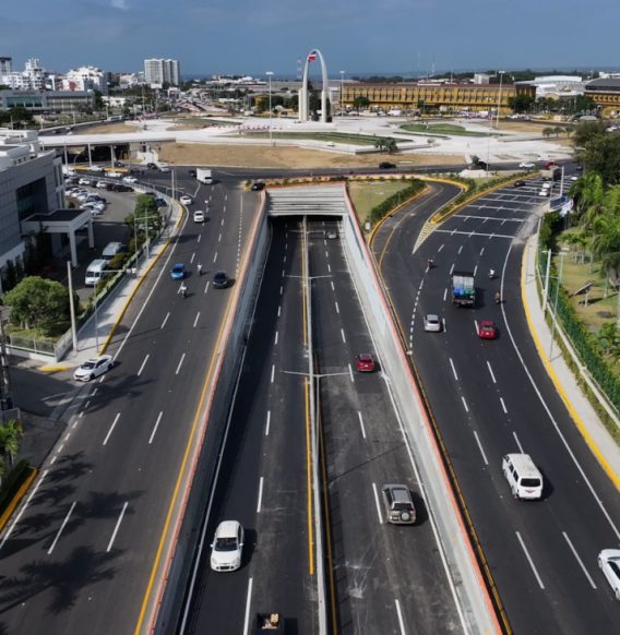 Nuevo túnel de la Plaza de la Bandera mejora la movilidad en su primer día de operación