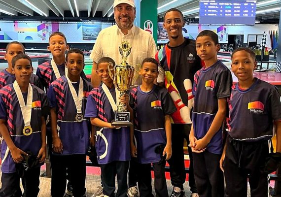 Inefi y Febodom presentan Torneo Intercolegial de Boliche 2026