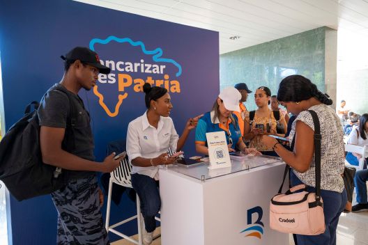 Banreservas en jornadas de bancarización para estudiantes
