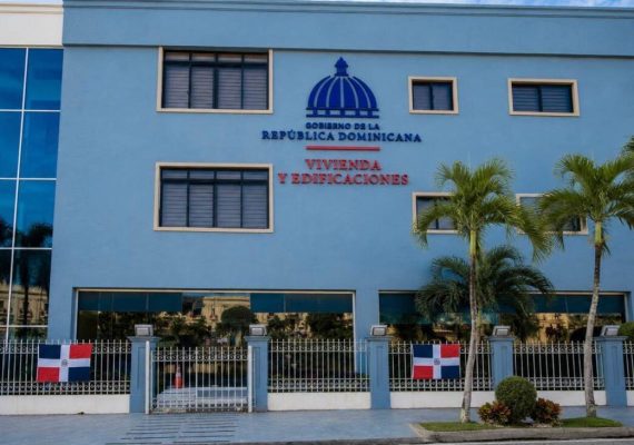 Mivehd rompe récord de gestión con 201 licencias de construcción emitidas en julio; supera en 7 meses licencias de 2025