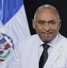 16 Senadores del PRM solicitan a Abinader alternabilidad en presidencia del Senado y proponen sustituir a Ricardo de los Santos por Julito Fulcar