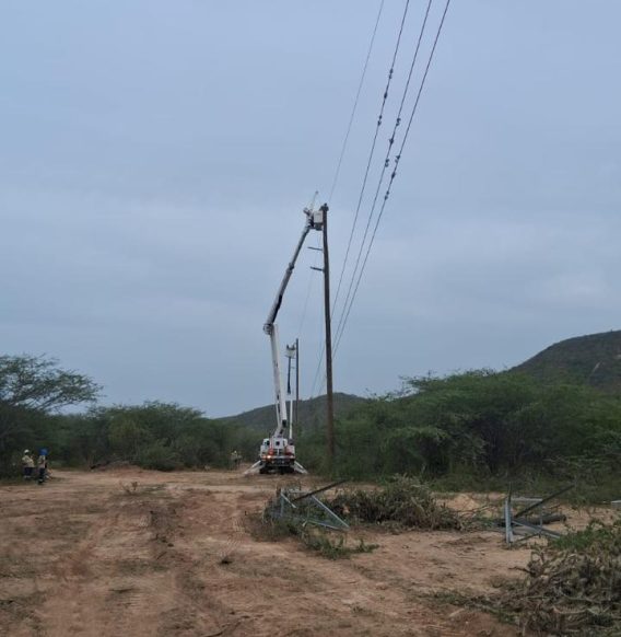 ETED restablece el servicio de transmisión eléctrica hacia Jimaní