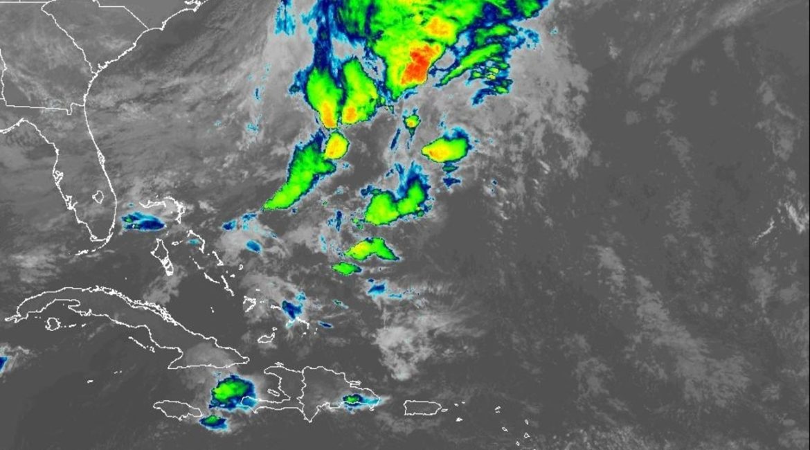 Persistirán los aguaceros, tormentas eléctricas y ráfagas de viento por incidencia de una vaguada
