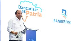 Benefician a cientos dominicanos durante la séptima jornada de «Bancarizar…